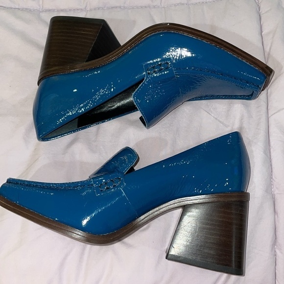 Vince Camuto Blue Patent Loafers - Picture 3 of 7